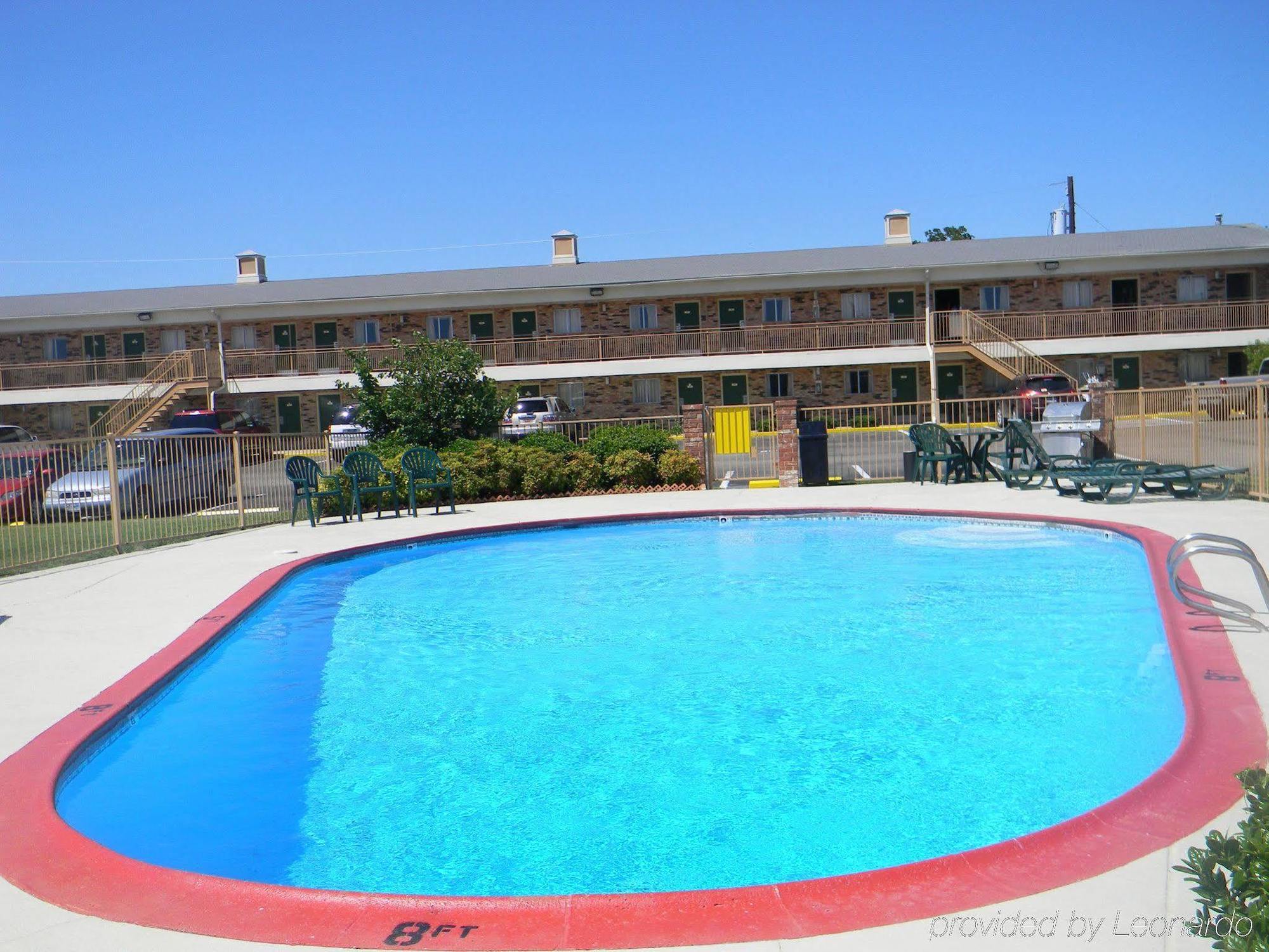 Americas Best Value Inn Crosstimbers Стивенвилл Удобства фото